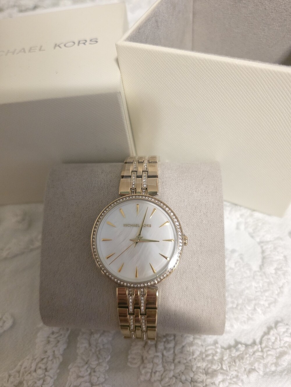 Michael Kors Gold Tone Crystal Watch Brand New In Box NEEDS NEW BATTERY
